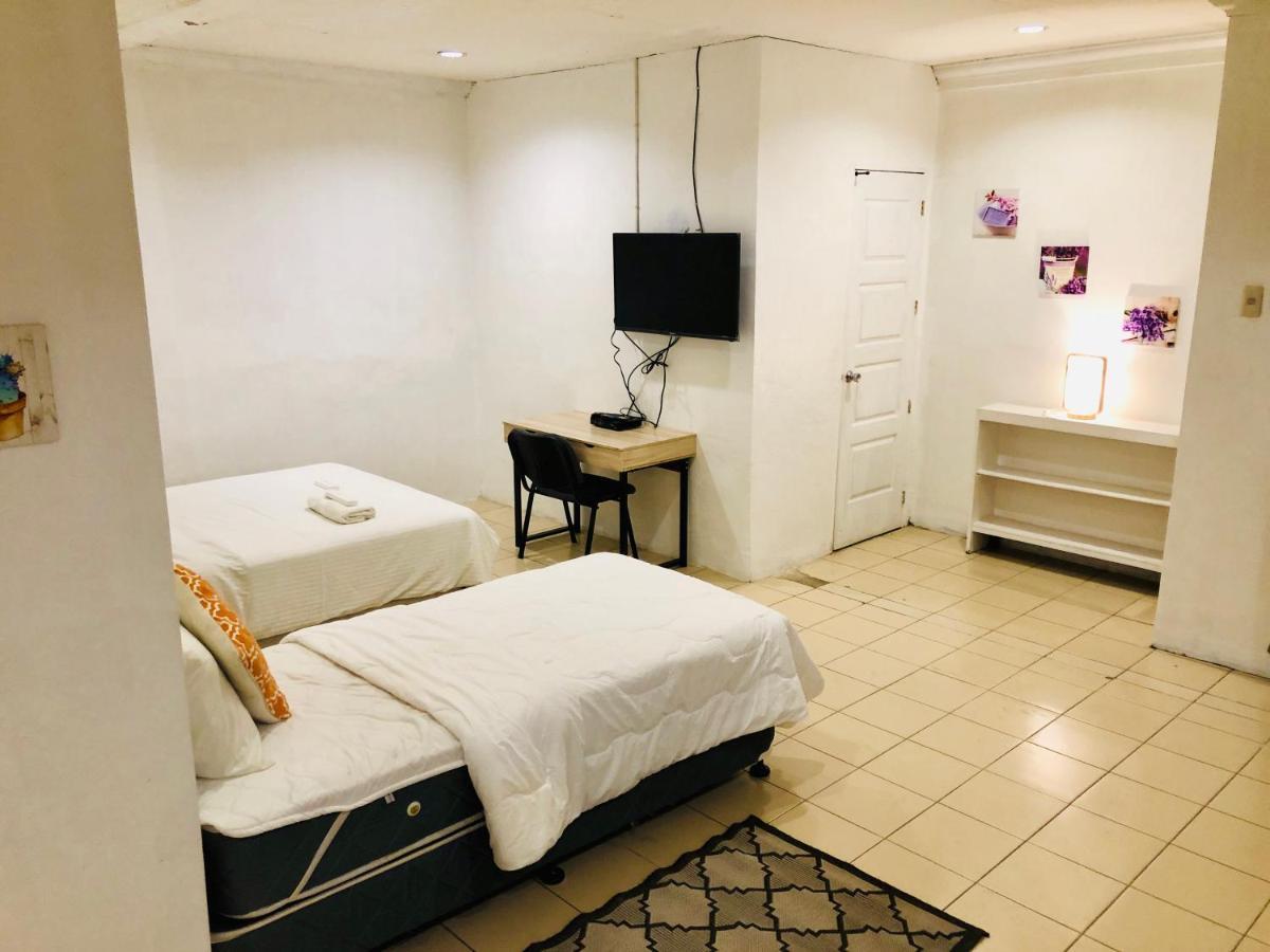 The White Bed And Breakfast Bacolod Værelse billede