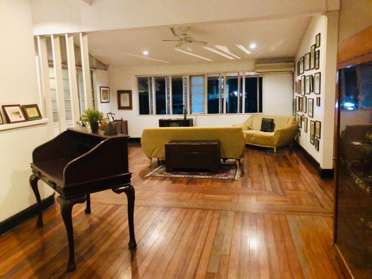 The White Bed And Breakfast Bacolod Eksteriør billede