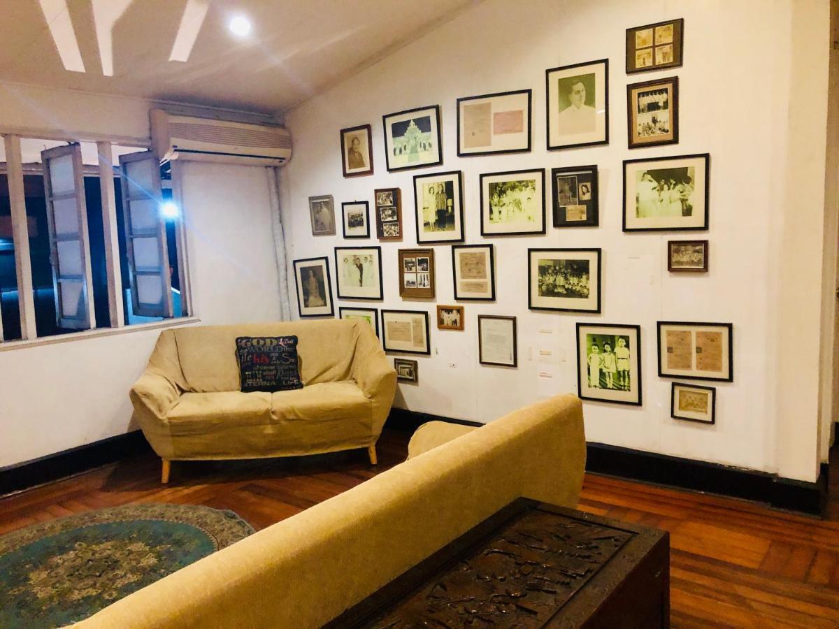 The White Bed And Breakfast Bacolod Eksteriør billede